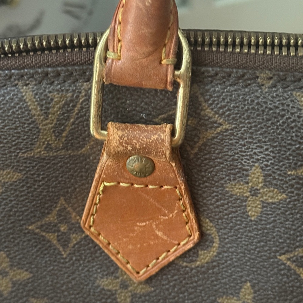 Authentic Louis Vuitton Vintage Alma LV Brown Tan Monogram - Picture 10 of 17